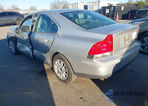 2003 Volvo S60 2.4 from USA, damaged, VIN YV1RS61T832284378